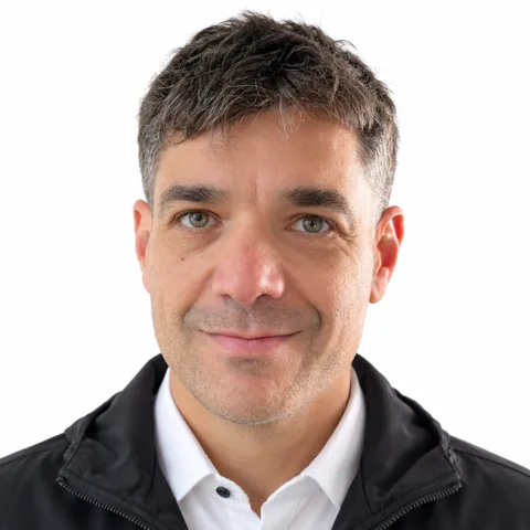Ingeniero senior del equipo de IA Sistemas